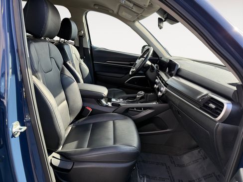 Used 2023 Kia Telluride S image 19