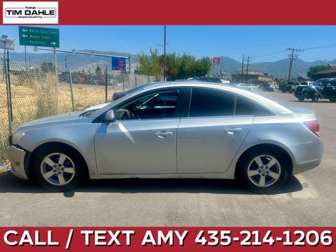 Used 2013 Chevrolet Cruze LT FWD image 1