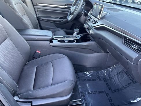 Used 2023 Nissan Altima 2.5 SV image 31