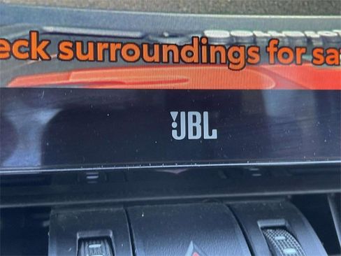 Used 2023 Toyota RAV4 XLE Premium image 22