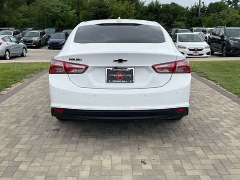Used 2022 Chevrolet Malibu LT w/ Redline Edition FWD image 7