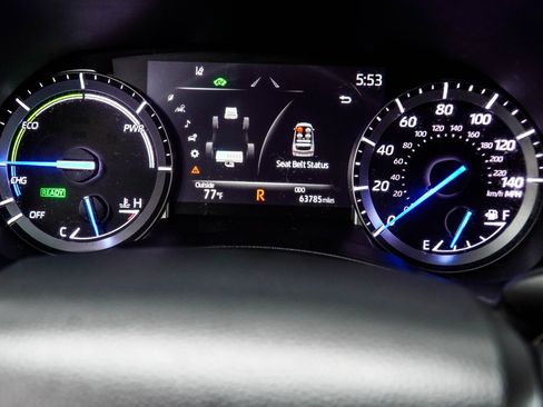 Used 2021 Toyota Highlander XLE FWD image 34
