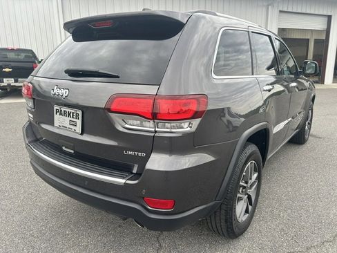 Used 2020 Jeep Grand Cherokee Limited RWD image 4
