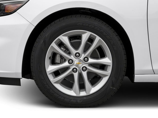 Used 2017 Chevrolet Malibu LT w/ Leather Package FWD image 14