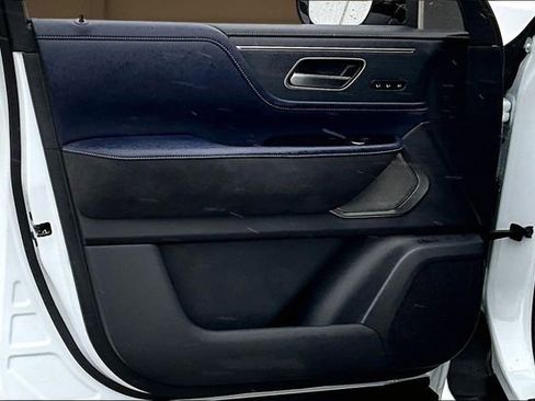 Certified 2026 INFINITI QX80 4WD image 23