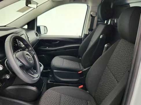 Used 2023 Mercedes-Benz Metris image 20