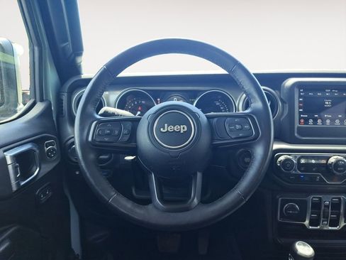 Used 2023 Jeep Wrangler Unlimited w/ Cold Weather Group AWD/4WD image 12
