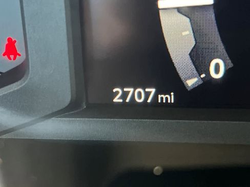 Certified 2025 Toyota Tacoma SR image 25