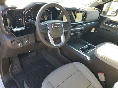 New 2026 GMC Sierra 3500 SLT w/ SLT Premium Package image 6