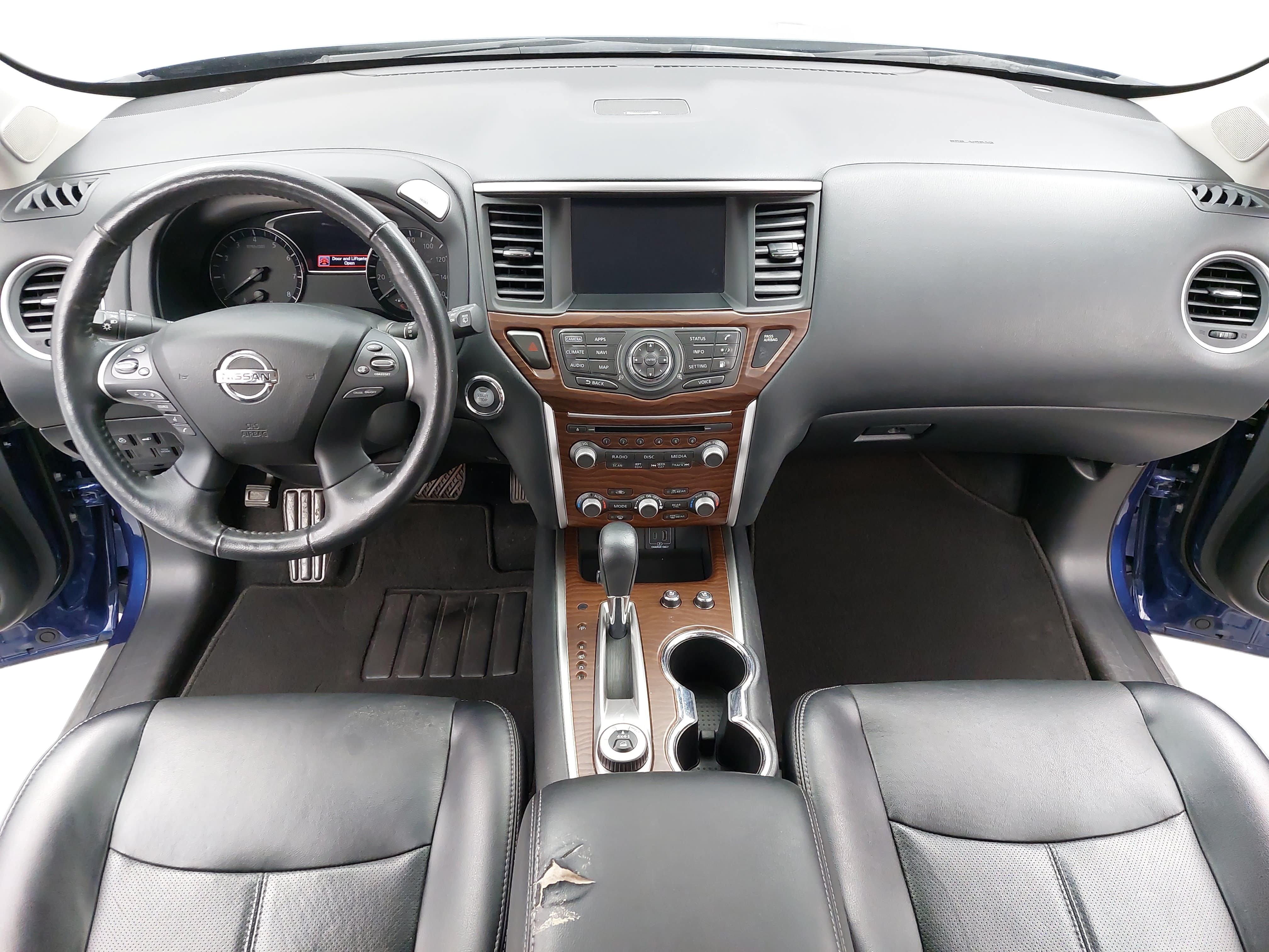 Used 2020 Nissan Pathfinder Platinum AWD/4WD image 11