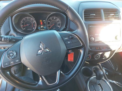 Used 2016 Mitsubishi Outlander Sport ES image 18