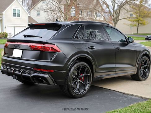 Used 2025 Audi RS Q8 performance image 8