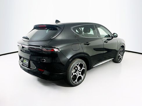 Used 2024 Alfa Romeo Tonale Ti w/ Premium Interior Package AWD/4WD image 9