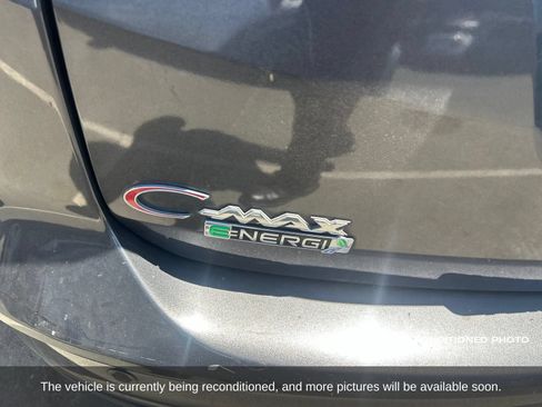 Used 2016 Ford C-MAX Energi SEL w/ Equipment Group 302A FWD image 12