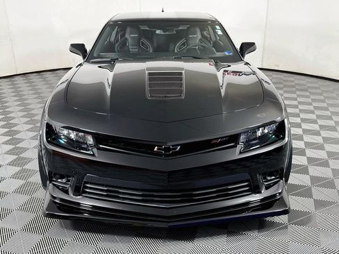 Used 2015 Chevrolet Camaro Z/28 RWD image 2