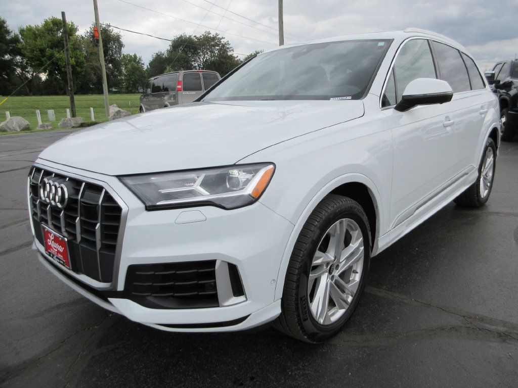 Used 2023 Audi Q7 3.0T Premium w/ Convenience Package AWD/4WD image 11
