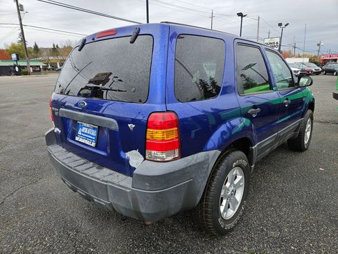 Used 2005 Ford Escape XLT image 5