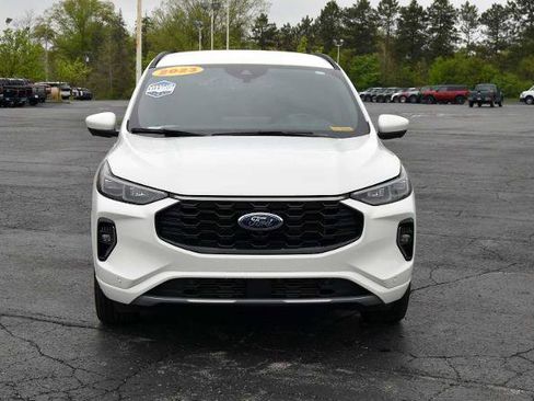 Certified 2023 Ford Escape ST-Line Elite w/ Premium Technology Package AWD/4WD image 2