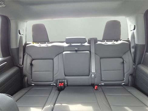 New 2026 GMC Sierra 2500 SLT image 13