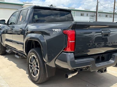 Certified 2024 Toyota Tacoma TRD Sport AWD/4WD image 6