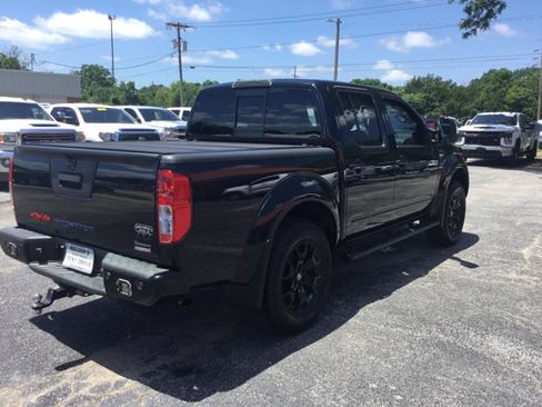 Used 2019 Nissan Frontier SV w/ Value Truck Package AWD/4WD image 5