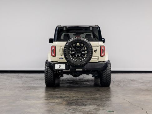 Used 2025 Ford Bronco Outer Banks AWD/4WD image 16