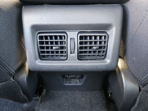 Used 2025 Toyota Camry LE image 11