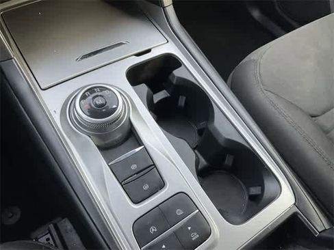 Used 2020 Ford Explorer XLT image 23