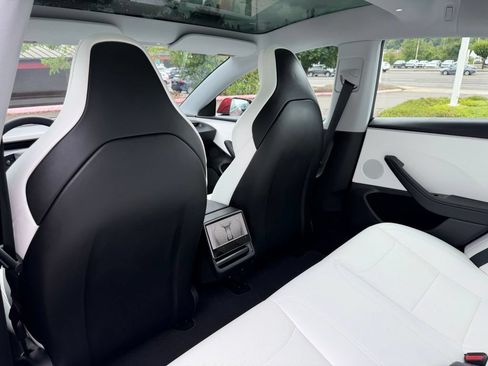 Used 2025 Tesla Model 3 Performance AWD/4WD image 29
