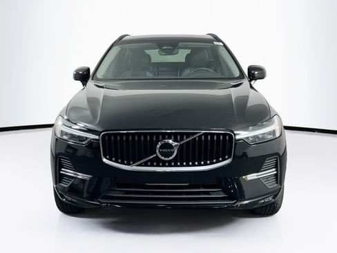 Used 2023 Volvo XC60 B5 Core w/ Protection Package Premier FWD image 2
