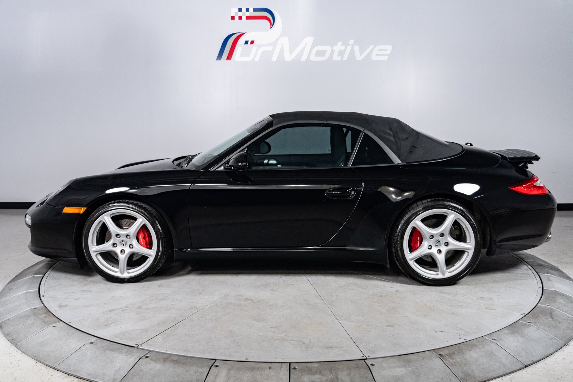 Used 2010 Porsche 911 Cabriolet image 68