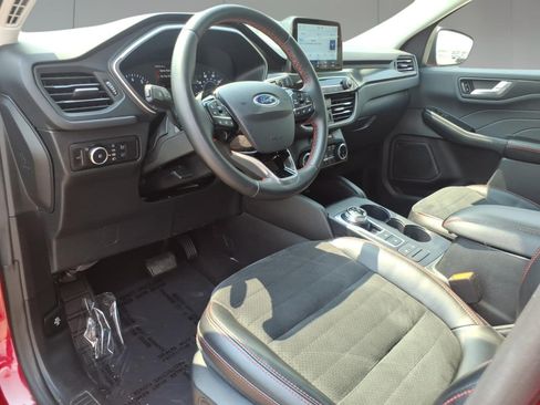 Used 2022 Ford Escape SEL w/ SEL Stealth AWD Package image 10