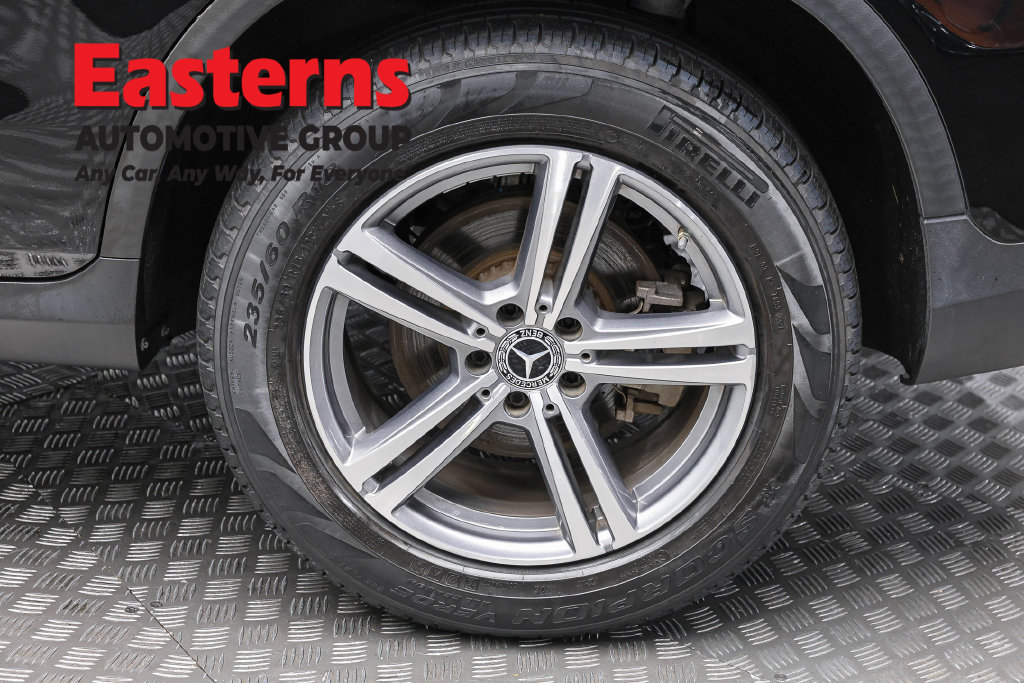 Used 2022 Mercedes-Benz GLC 300 4MATIC w/ Multimedia Package Lite image 9