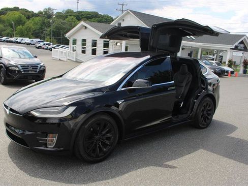 Used 2016 Tesla Model X AWD/4WD image 3