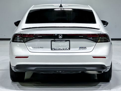 Used 2025 Honda Accord Sport image 10