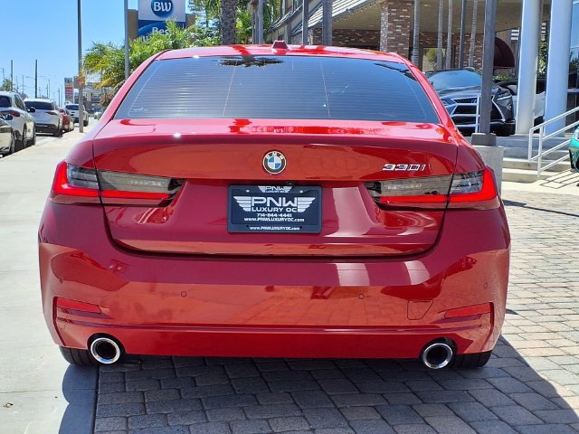 Used 2023 BMW 330i Sedan w/ Premium Package RWD image 5