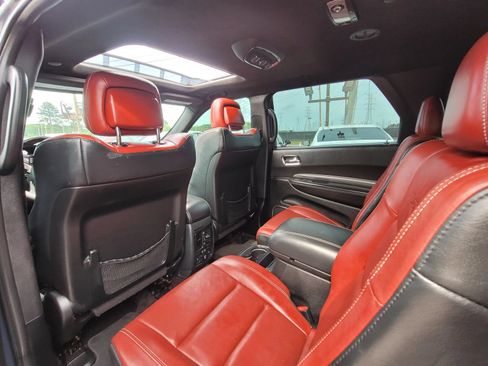 Used 2018 Dodge Durango SRT w/ SRT Interior Appearance Group AWD/4WD image 17