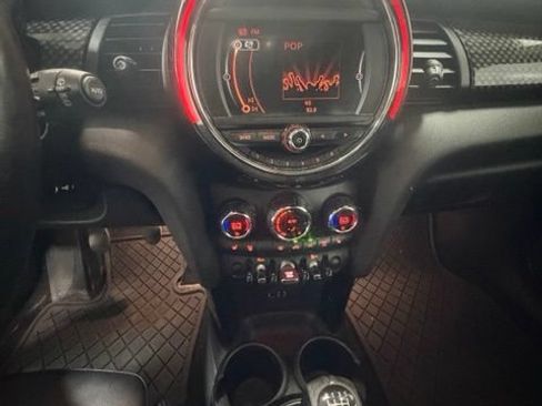 Used 2017 MINI Cooper S FWD image 18