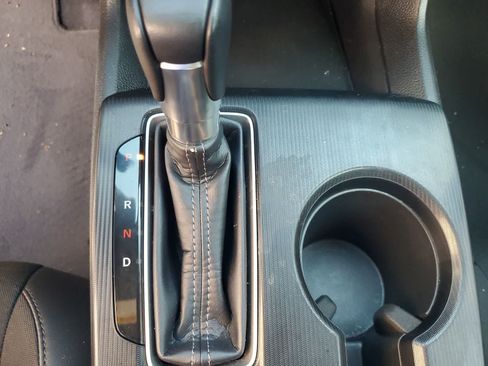 Used 2024 Honda Civic Sport image 16