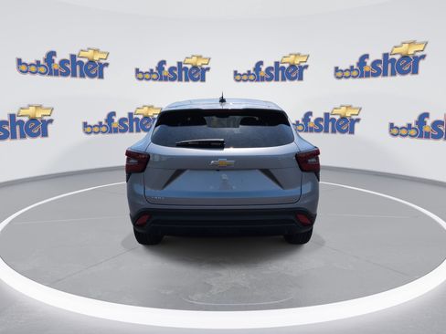 Used 2024 Chevrolet Trax LS FWD image 7