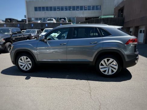 Used 2020 Volkswagen Atlas Cross Sport SE w/ Panoramic Sunroof Package AWD/4WD image 14