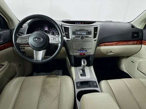 Used 2010 Subaru Outback 2.5i Limited AWD/4WD image 25