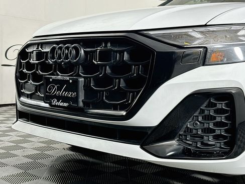 Used 2025 Audi Q8 Prestige w/ Prestige Package AWD/4WD image 35