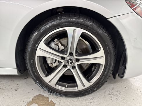 Certified 2018 Mercedes-Benz E 300 image 12