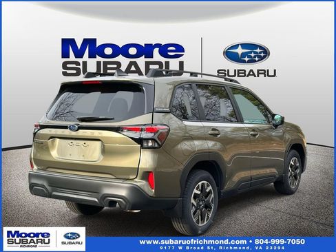 Used 2026 Subaru Forester Premium AWD/4WD image 2
