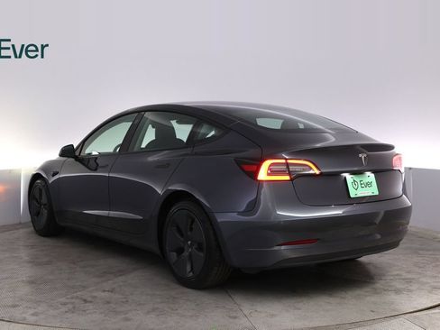 Used 2023 Tesla Model 3 Standard Range RWD image 17