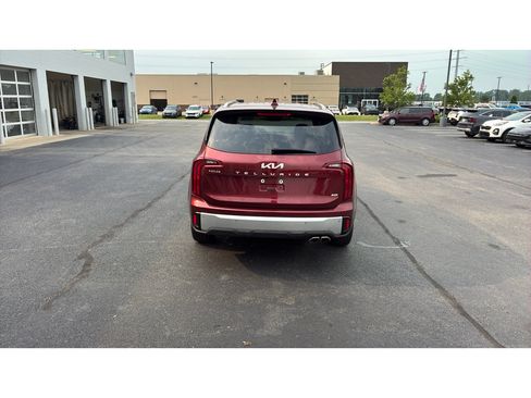 Used 2024 Kia Telluride S w/ S Sunroof Package AWD/4WD image 5