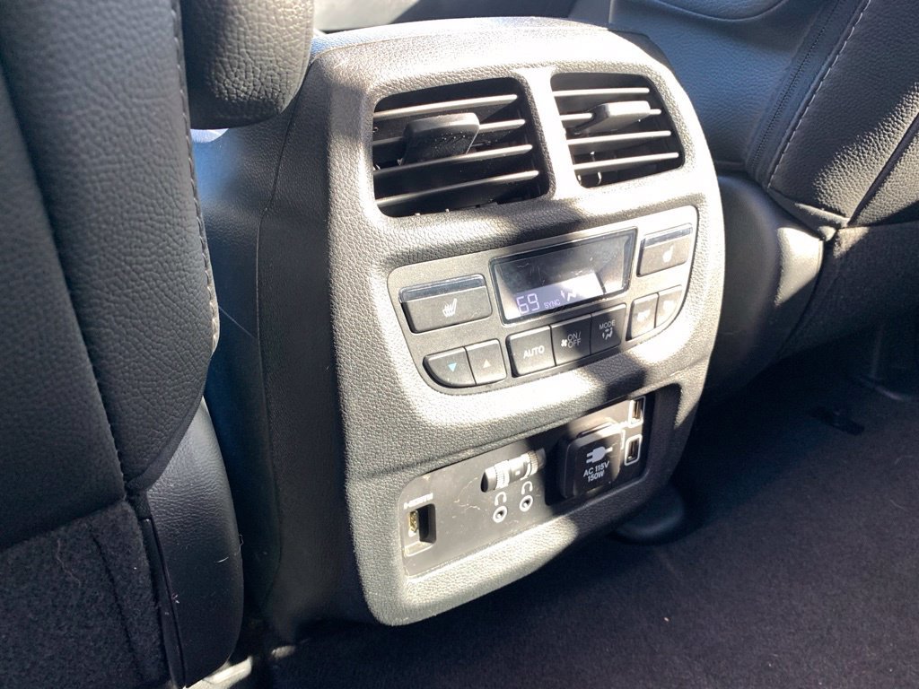 Used 2021 Honda Pilot Touring image 25