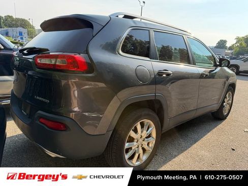 Used 2016 Jeep Cherokee Limited AWD/4WD image 8