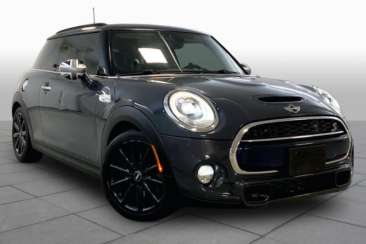 Used 2016 MINI Cooper S FWD image 2